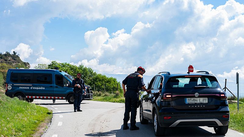 Los Mossos d'Esquadra buscan al autor de la muerte a tiros de un joven de 15 años en Sant Hipòlit de Voltregà (Barcelona)