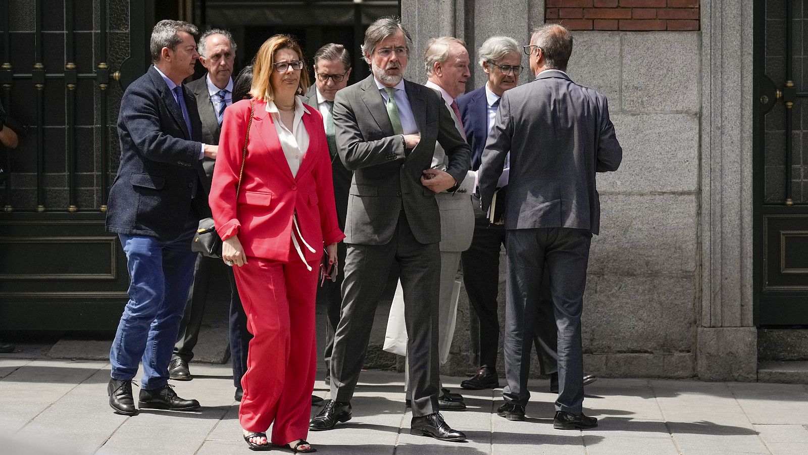 Justicia se sienta a negociar con jueces y fiscales una subida salarial que evite una tercera huelga judicial