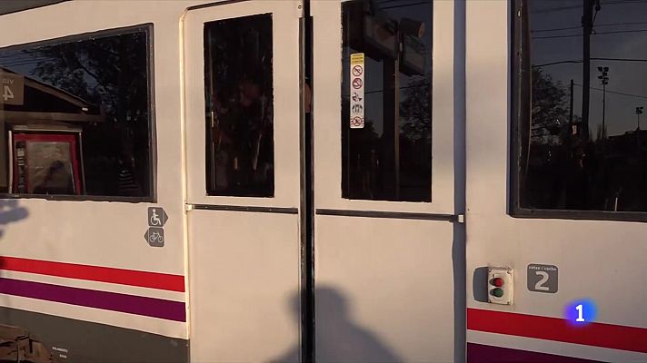 L'Informatiu - Les incidències a Rodalies van per llarg: Renfe habilita alternativa en bus