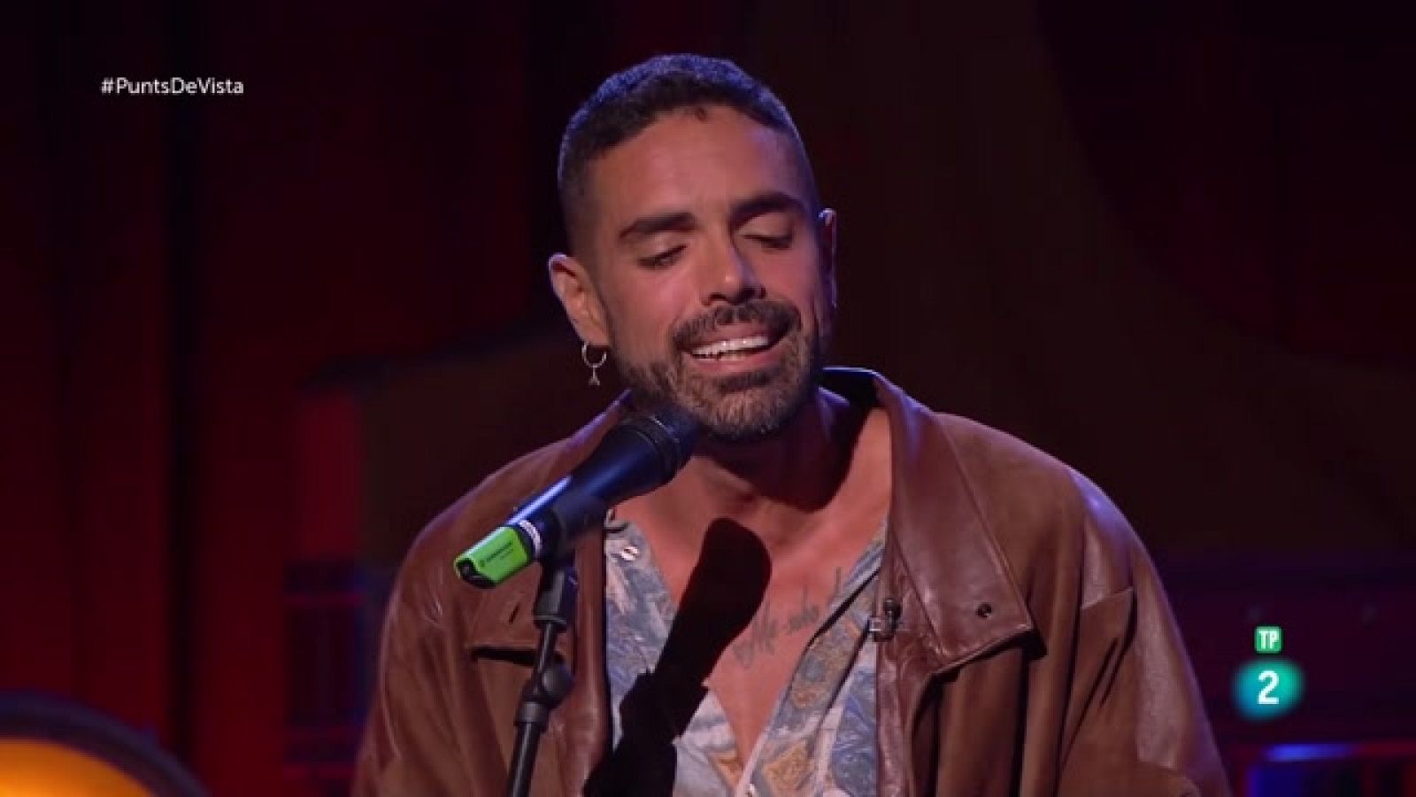 'Los Rebujitos' interpreten 'Son los besos'