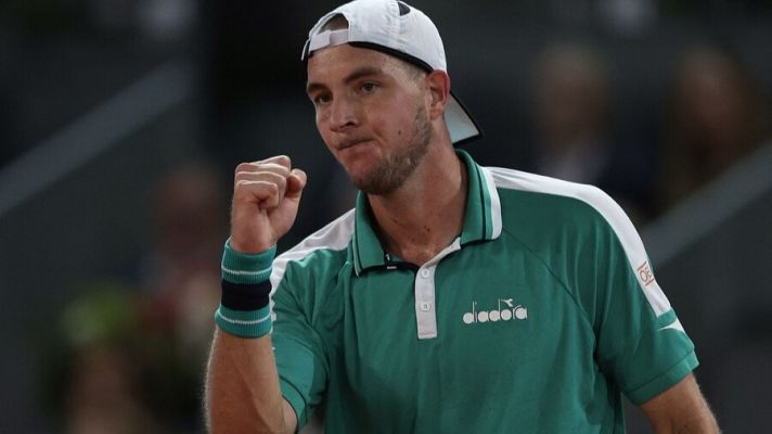 Jan-Lenbard Struff vence a Aslan Karatsev y será rival de Carlos Alcaraz en el Mutua Madrid Open