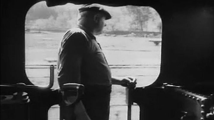 NO-DO - Carrilet d'Olot, Nodo de 1953: 'Tren de las nueve y cuarto'