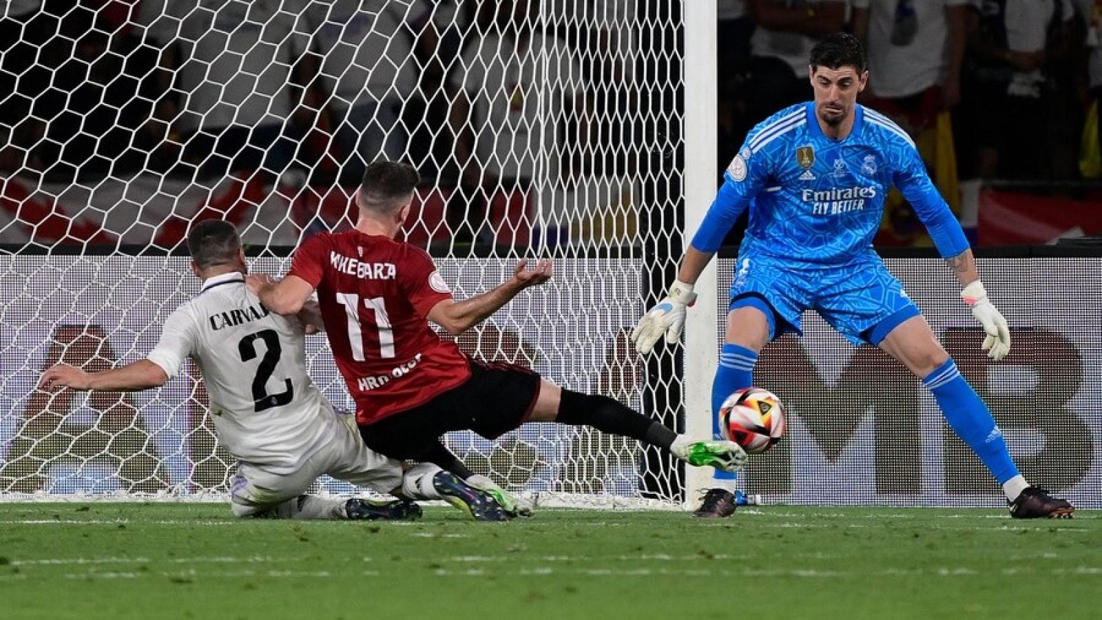 Real Madrid 2-1 Osasuna: salvada de Carvajal en el 92 - Copa del Rey | Ver