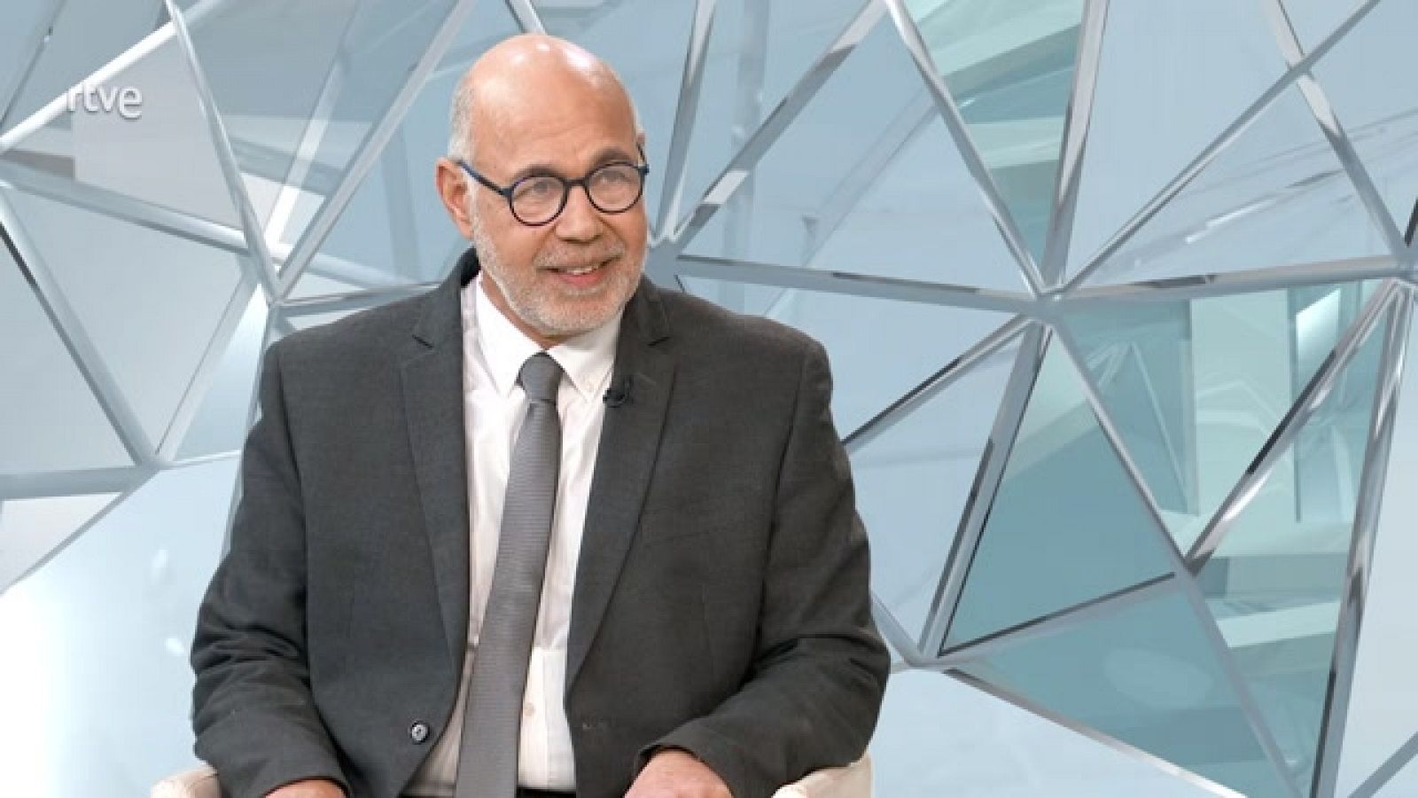 Medina en TVE - Educar a un niño es formar a un ciudadano - ver ahora