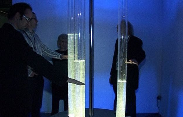 La 2 Noticias - Feria de Arte Kinético en Londres