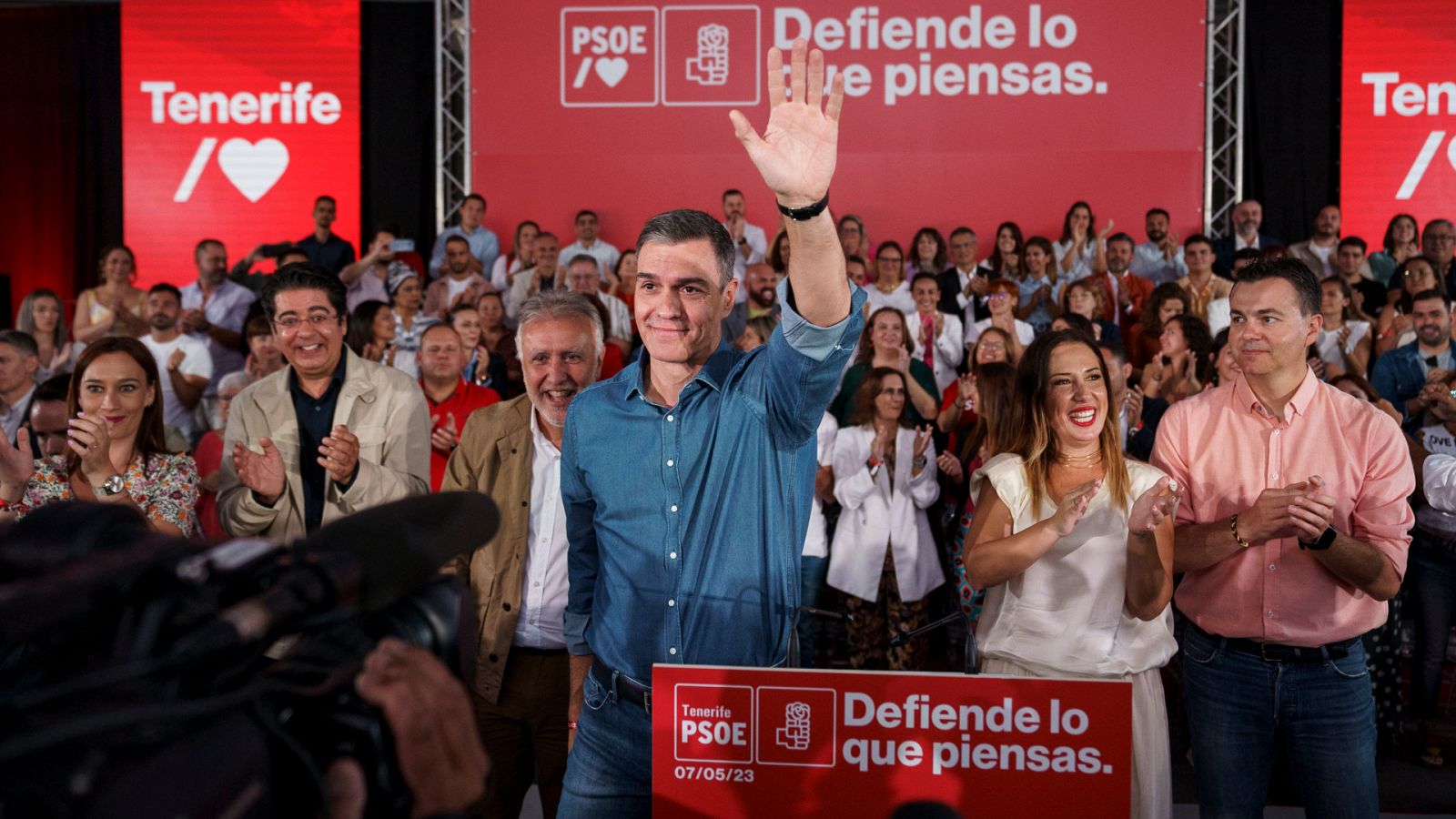 Sánchez anuncia avales para la compra de vivienda para jóvenes y familias
