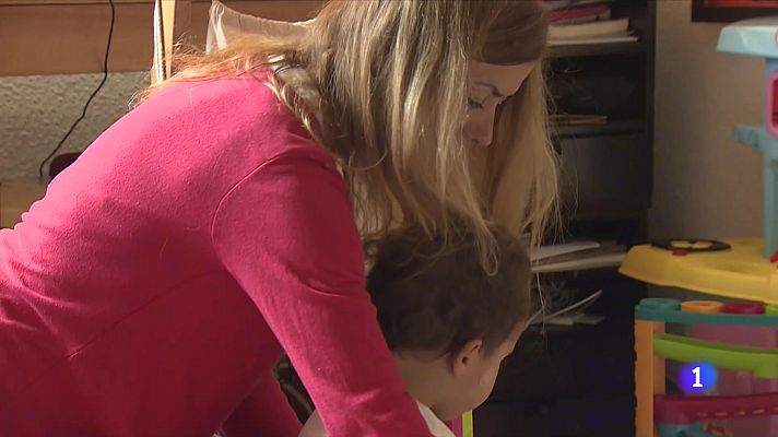 Telediario Fin de Semana - Liberarse de la autoexigencia de la maternidad