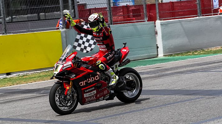 Mundial de Superbike - Mundial de SBK | Álvaro Bautista suma un nuevo triplete en Montmeló