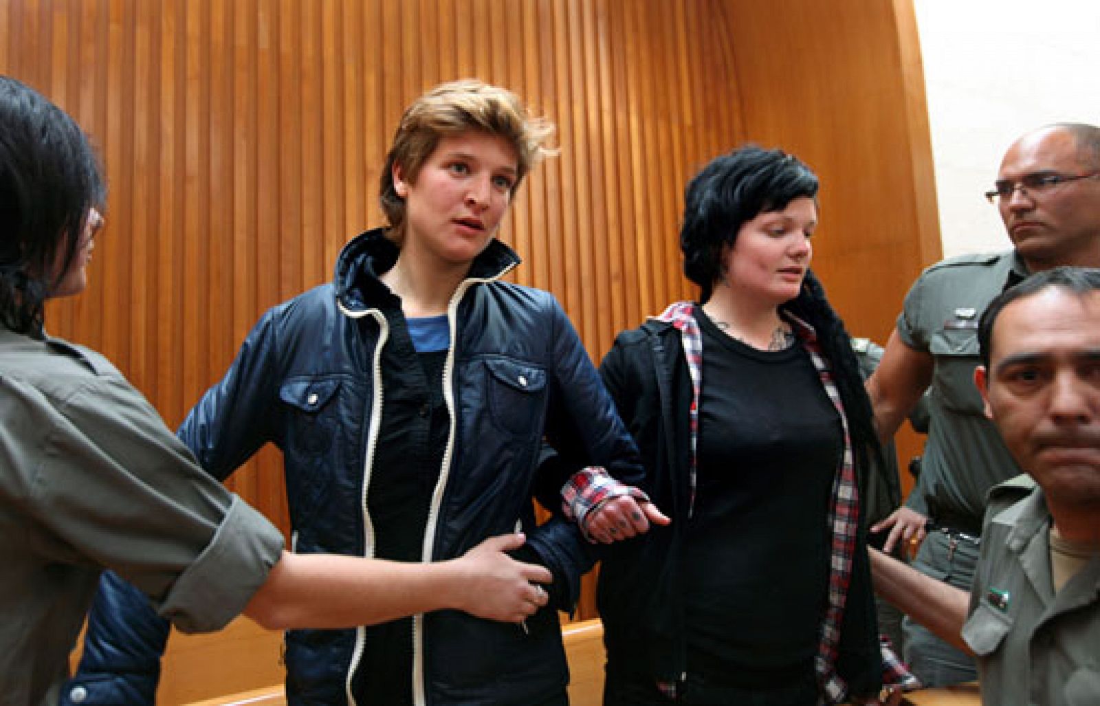 La activista española detenida en Cisjordania sale de la cárcel | Ver