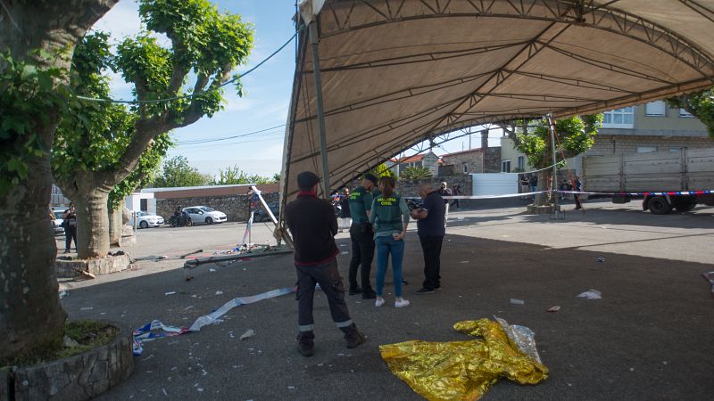 Un atropello múltiple en una verbena en Vilanova de Arousa deja 18 heridos, cuatro de ellos graves