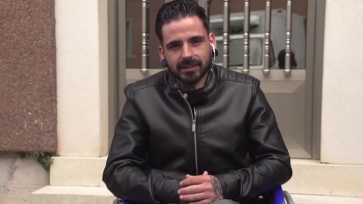 Hablando claro - La odisea de vivir en un segundo piso sin ascensor con espina bífida