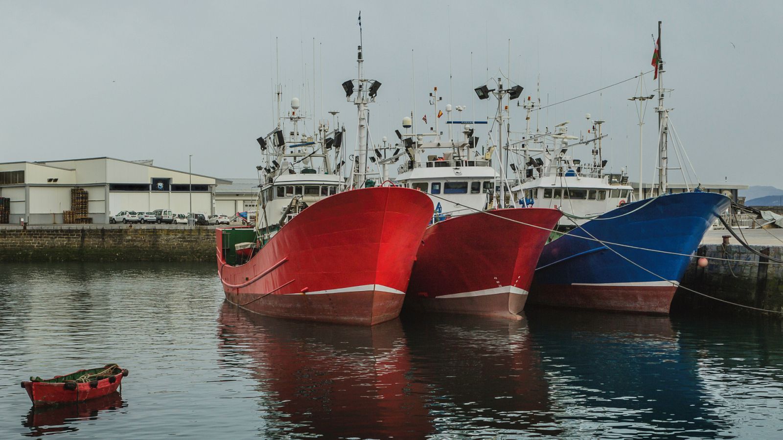 Los puertos europeos protestan contra el plan de Bruselas para limitar la pesca de arrastre