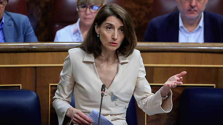 Informativo 24h - El PP cree que el Gobierno reformará la malversación cuando "entre en pánico electoral" y Llop responde: "La primera exigencia de la UE es renovar el CGPJ"