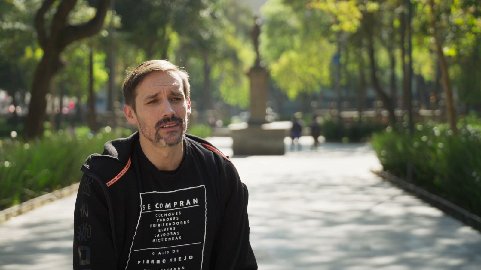 Oscar, actor en Ciudad de México, nos enseña el barrio de Tepito