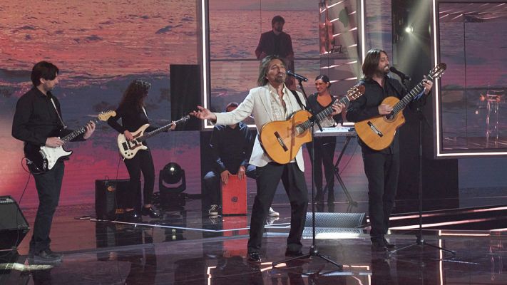 Cover Night - Antonio Carmona trae a Cover Night su 'Dale Luz'