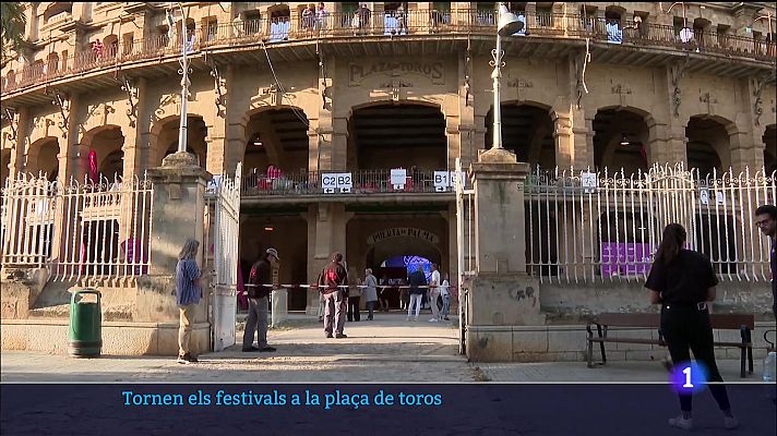 Tornen els festivals a la plaça de toros