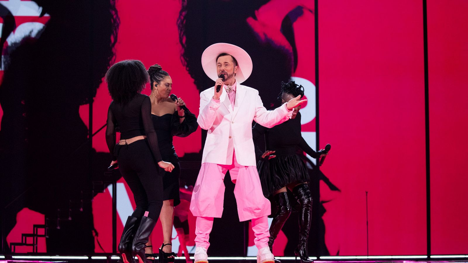 Eurovisión 2023 - Bélgica: Gustaph canta "Because of you" en la segunda semifinal