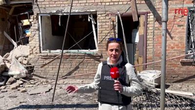 Vecinos de Nikopol piden ayuda para reconstruir sus casas