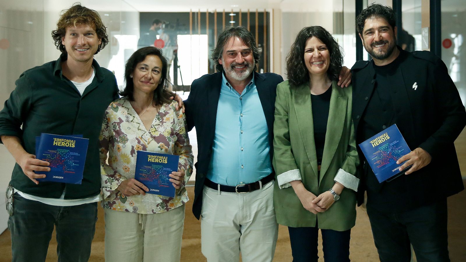 Vídeo: 'Sinfonía de los héroes', un disco de pacientes operados de tumor cerebral