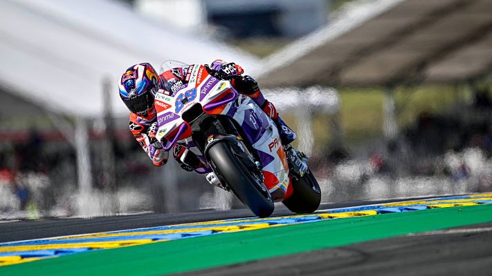 Telediario 1 - Victoria clara del español Jorge Martín al 'sprint' en el GP de Francia