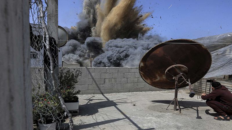 Israel reanuda el bombardeo sobre Gaza: "Hemos tardado 30 años en construirla y la han destruido en unos segundos"