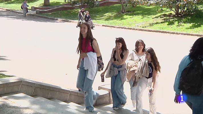 Telediario Fin de Semana - La amistad, un requisito para la felicidad