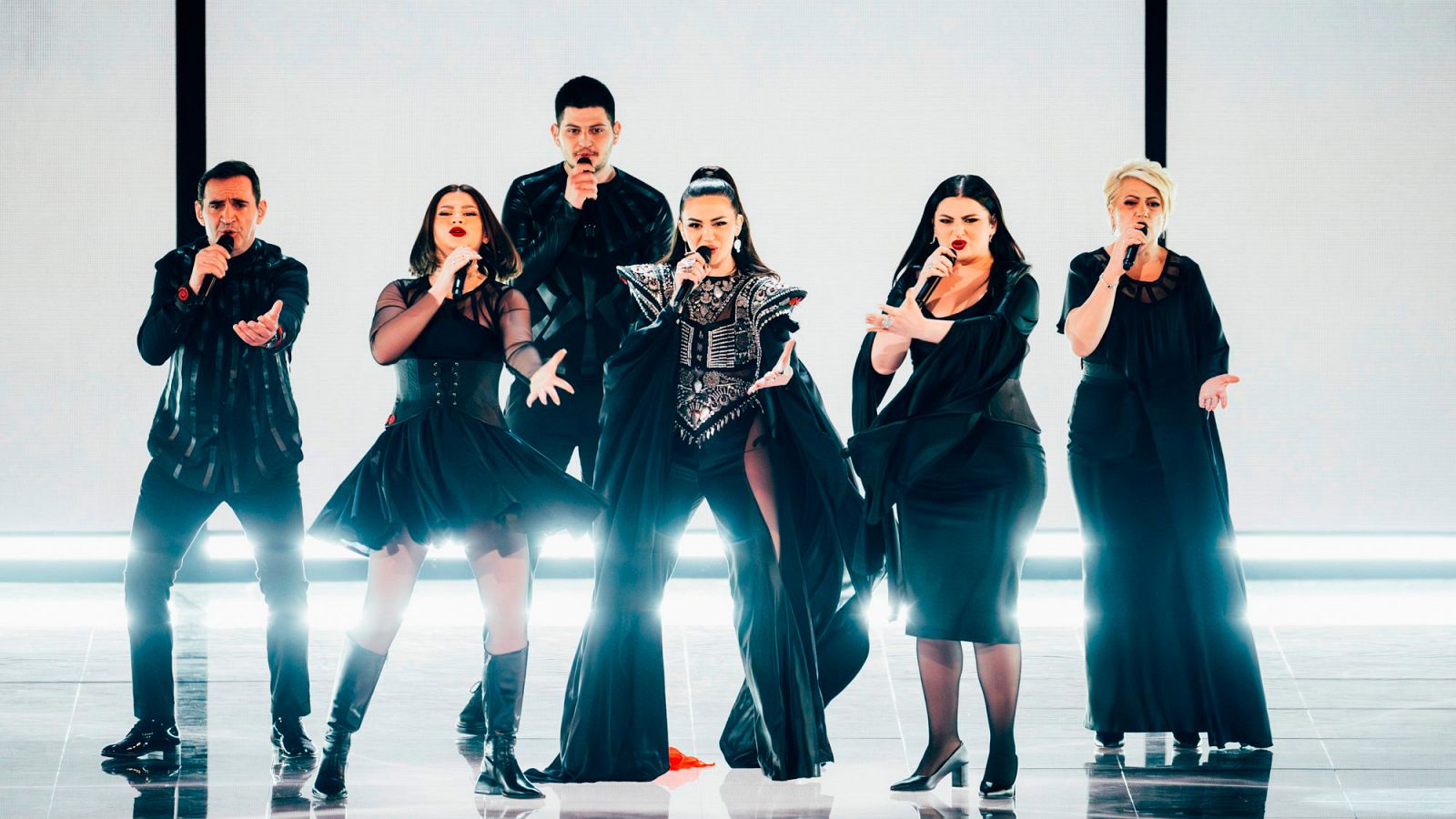 Albania: Albina & Familja Kelmendi en la Final | Eurovisión