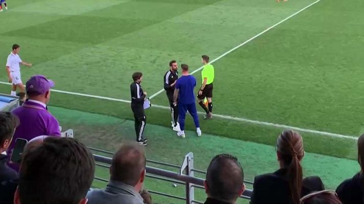 Telediario Fin de Semana - Máxima tensión entre Fernando Torres y Arbeloa en el derbi juvenil