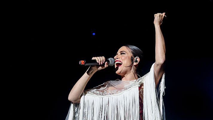 Actuación de Blanca Paloma en las fiestas de San Isidro