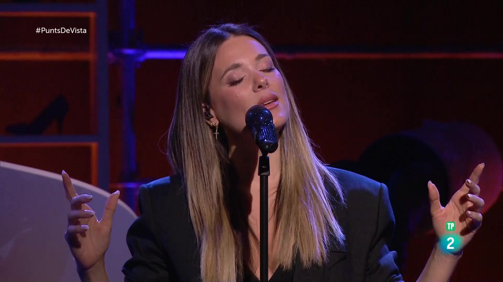 Punts de vista - Lorena Gómez interpreta 'Cara Bonita'