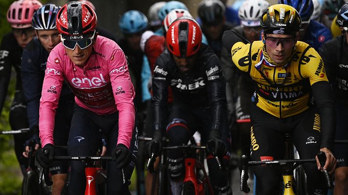 Ciclismo - El coronavirus, protagonista del Giro tras la primera semana de carrera