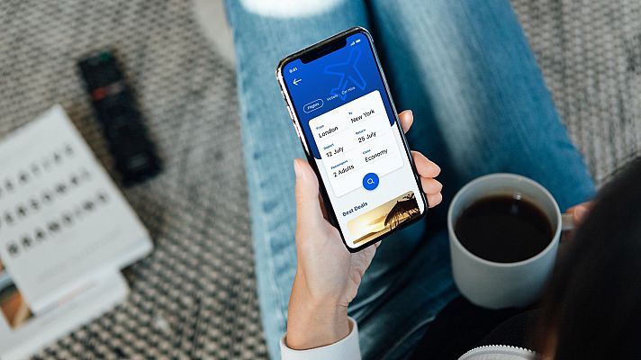 Telediario 1 - El reto de comprar un billete de avión a buen precio: ¿cómo funcionan los algoritmos de las aerolíneas?