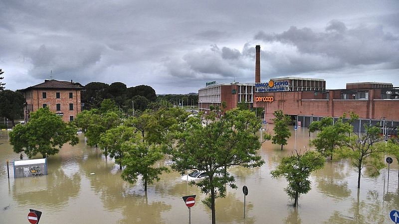 Cancelado el GP de Emilia Roma�a de F1 por las inundaciones