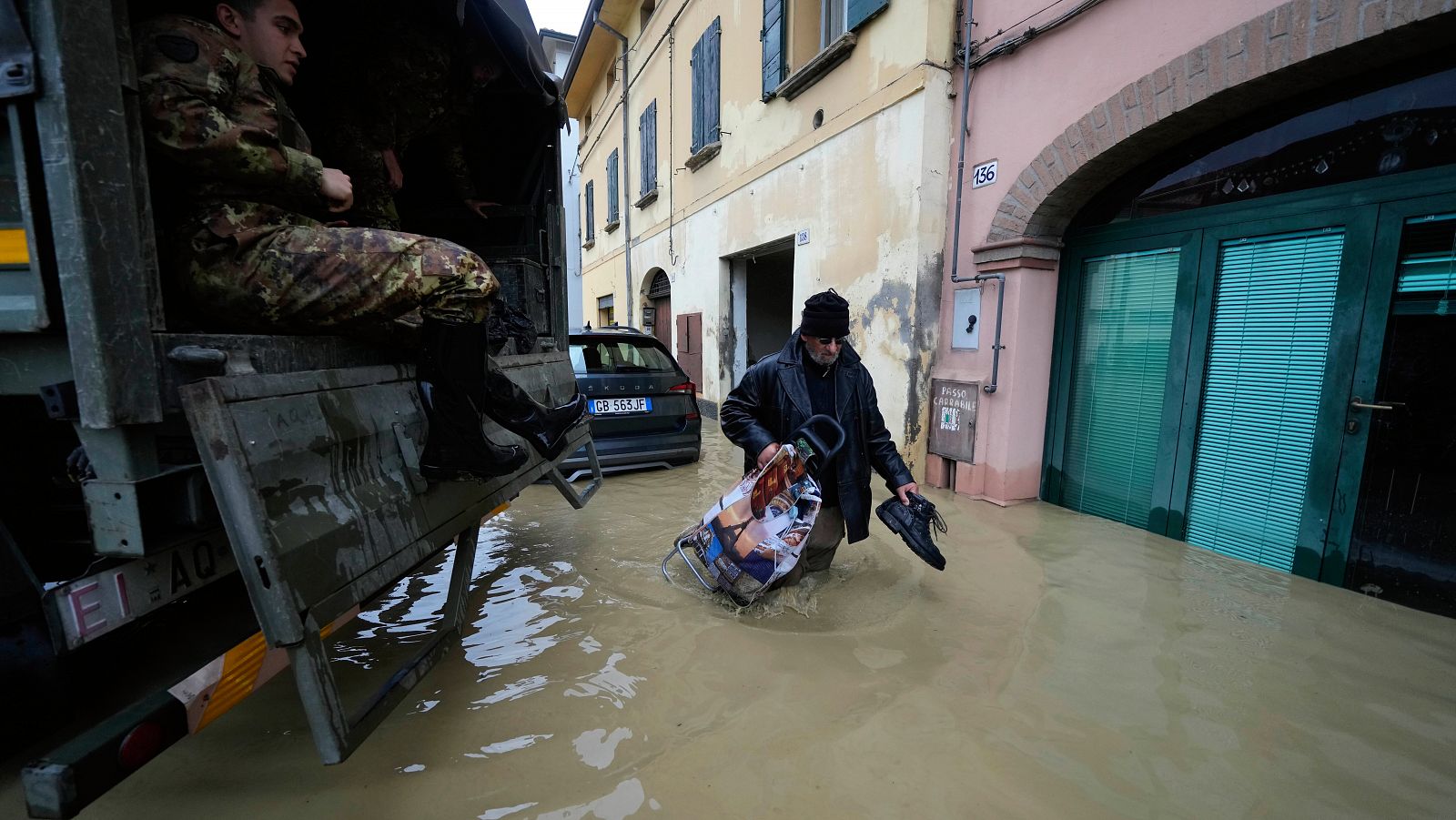Italia sufre graves inundaciones en el norte del país