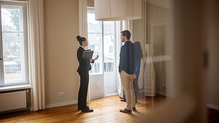 Telediario 1 - Los caseros pagarán los honorarios de las inmobiliarias