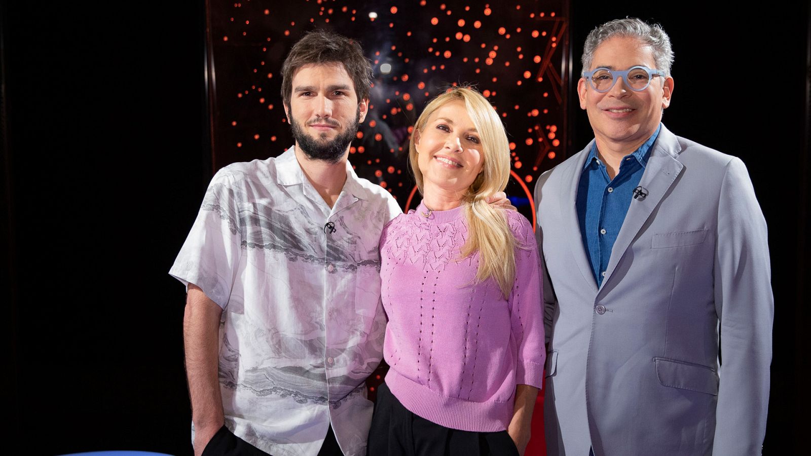 Atención Obras - Lucas Vidal y Boris Izaguirre - ver ahora