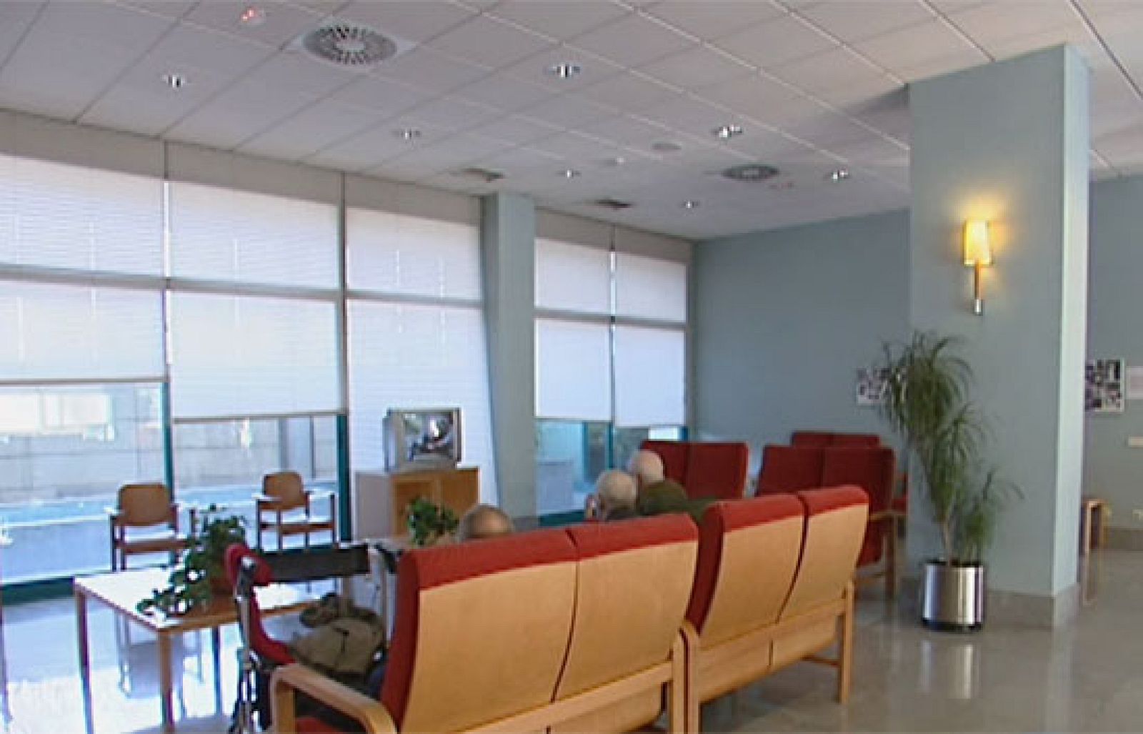 Las residencias de ancianos tienen que tomar estrictas medidas de seguridad | Ver