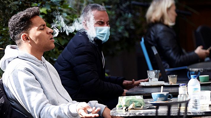 Expertos en cáncer de pulmón se unen a Tik Tok para luchar contra el tabaco
