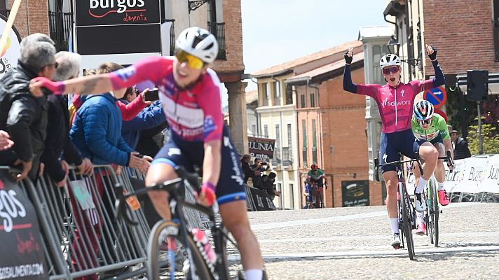 Ciclismo - Lorena Wiebes se queda sin victoria de etapa tras un sprint irregular en Lerma