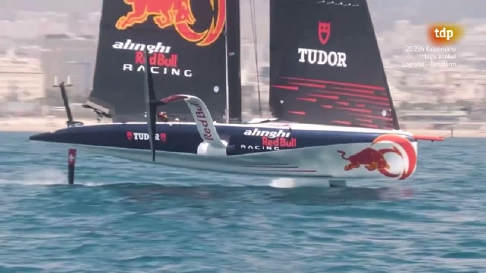 Vela - Reportaje Alinghi - ver ahora