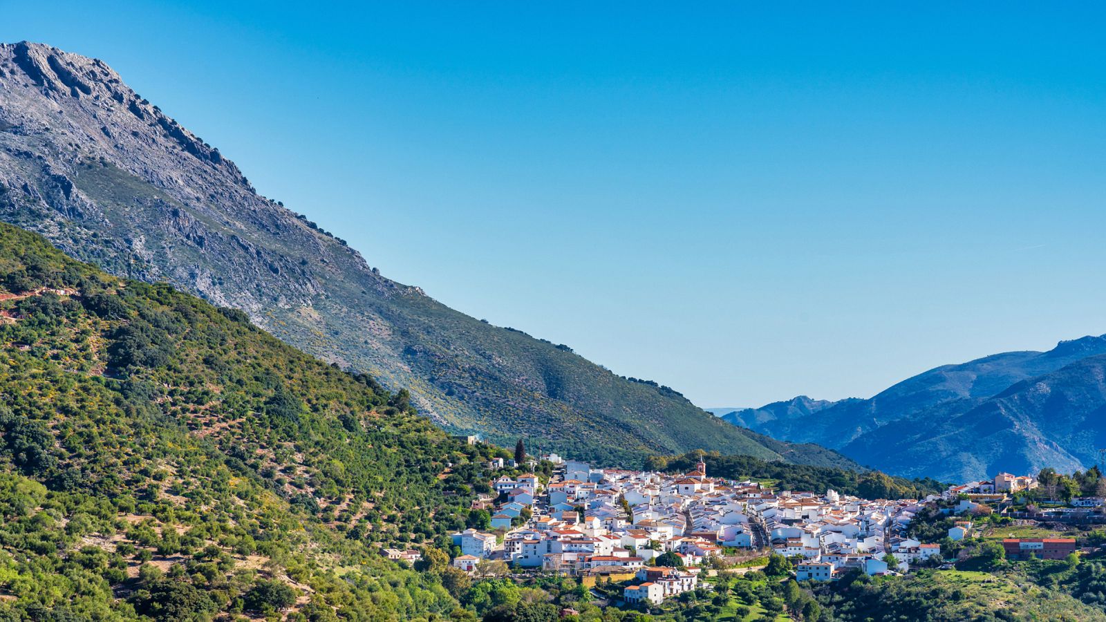 80 cm - El Valle del Genal y sus pueblos - ver ahora