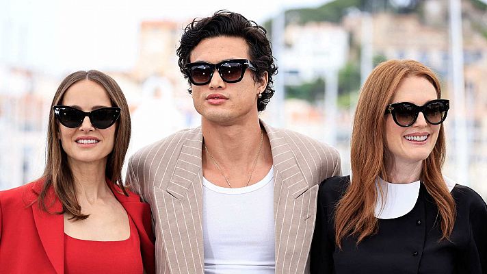 Natalie Portman y Julianne Moore protagonizan 'May December', que compite en la Sección Oficial de Cannes