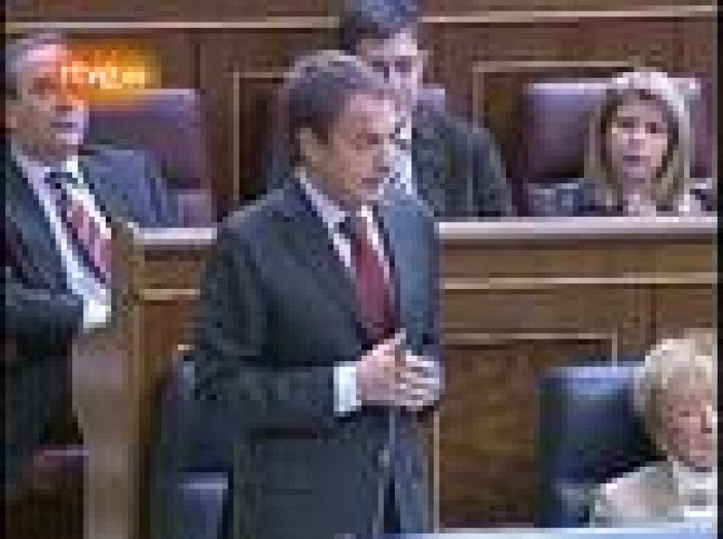Zapatero acusa al PP de "dañar" al país
