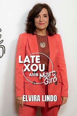 Elvira Lindo presenta el film 'Alguien que cuide de mí'