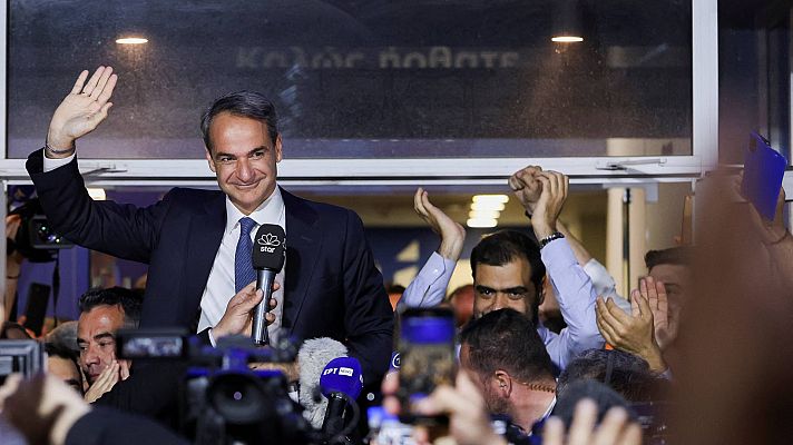El conservador Mitsotakis gana las elecciones en Grecia pero no logra mayoría absoluta