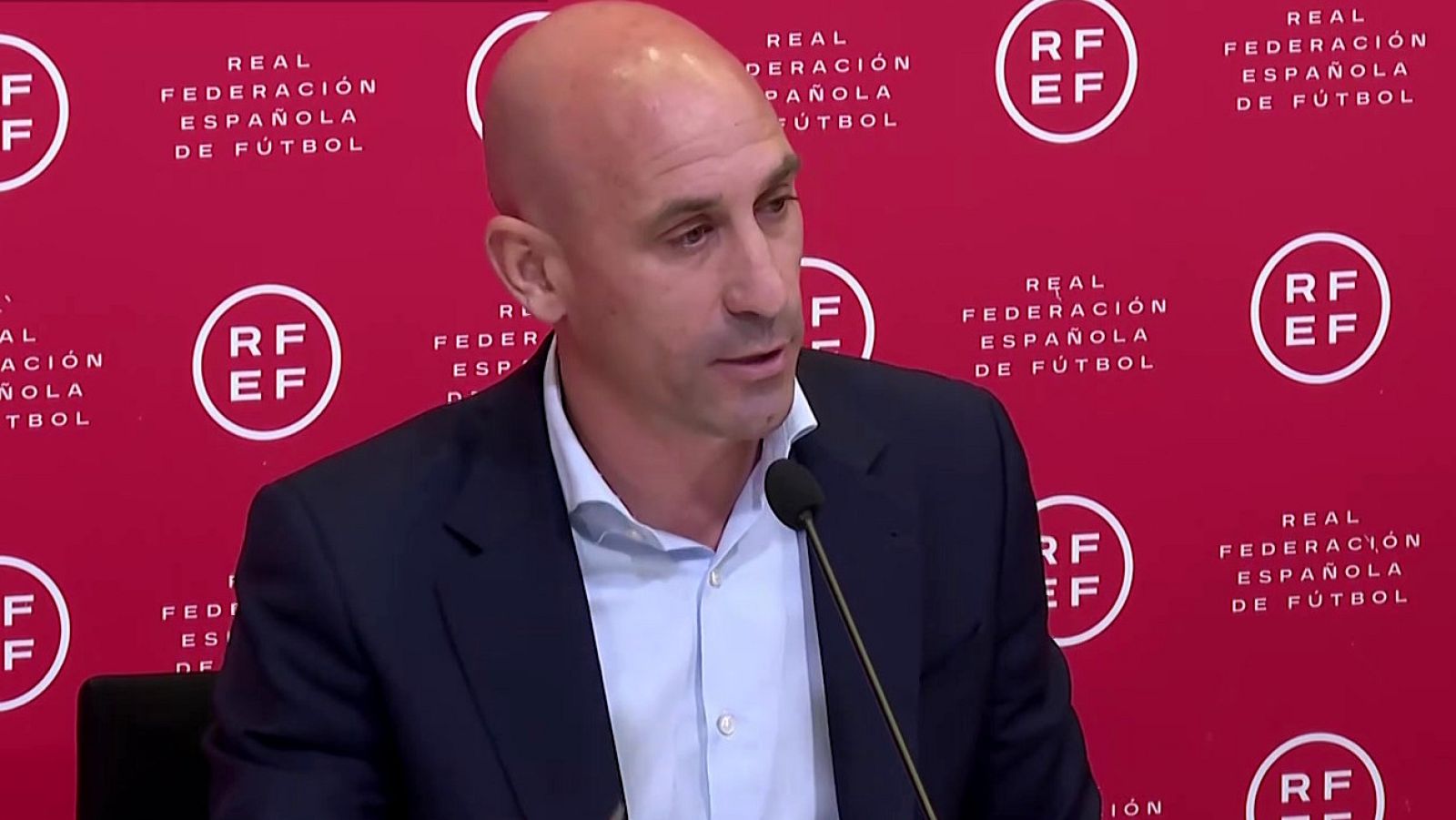 Rubiales, sobre los insultos a Vinicius: "Tenemos un problema" - ver ahora