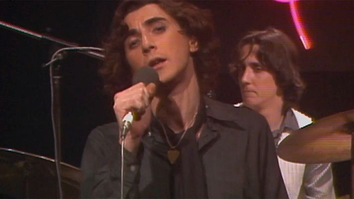 Musical Express (català) - Pau Riba i Sisa actuen al plató del programa