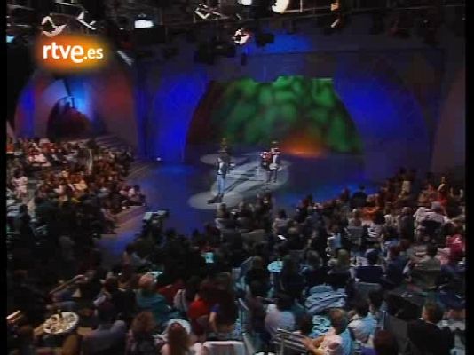 Viva el espectáculo - Bosé interpreta 'Bambú' en 1991