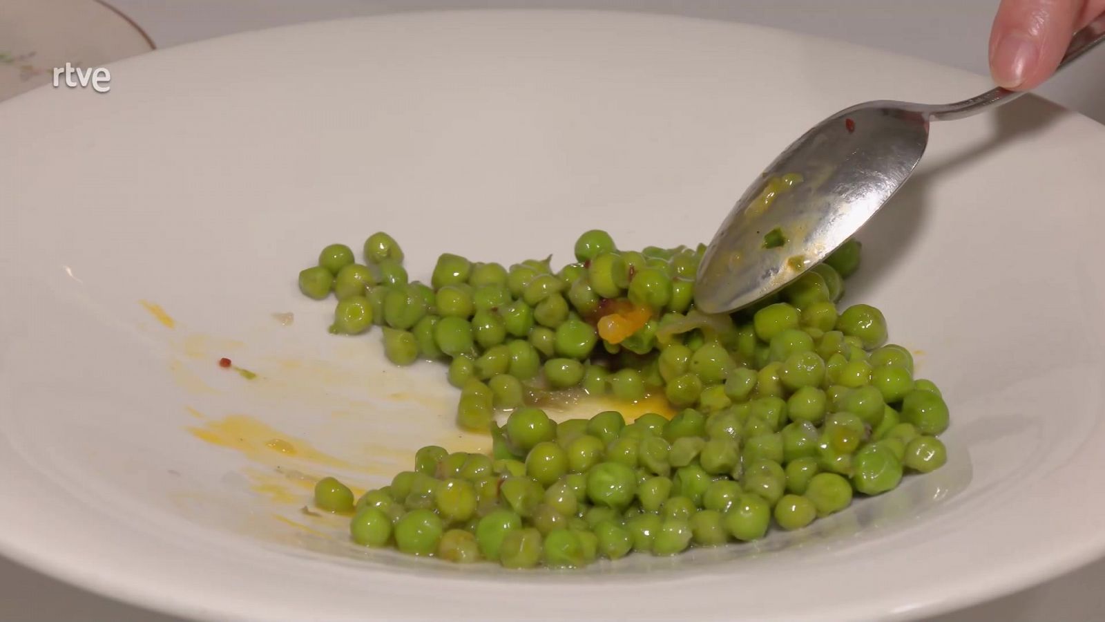 Una receta de 10: guisantes con huevo a baja temperatura - Ahora o nunca | Ver