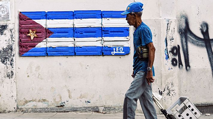 Telediario 1 - La grave crisis en Cuba ha facilitado la apertura económica